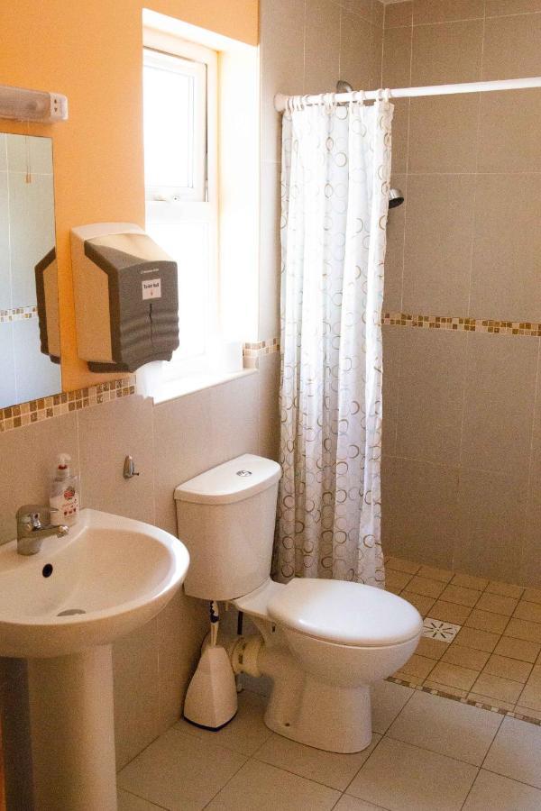 Groarty House/Manor Hotel Londonderry Bagian luar foto